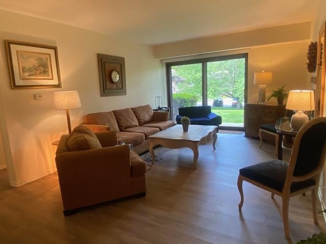 1014 Sanlin Dr — photo 3