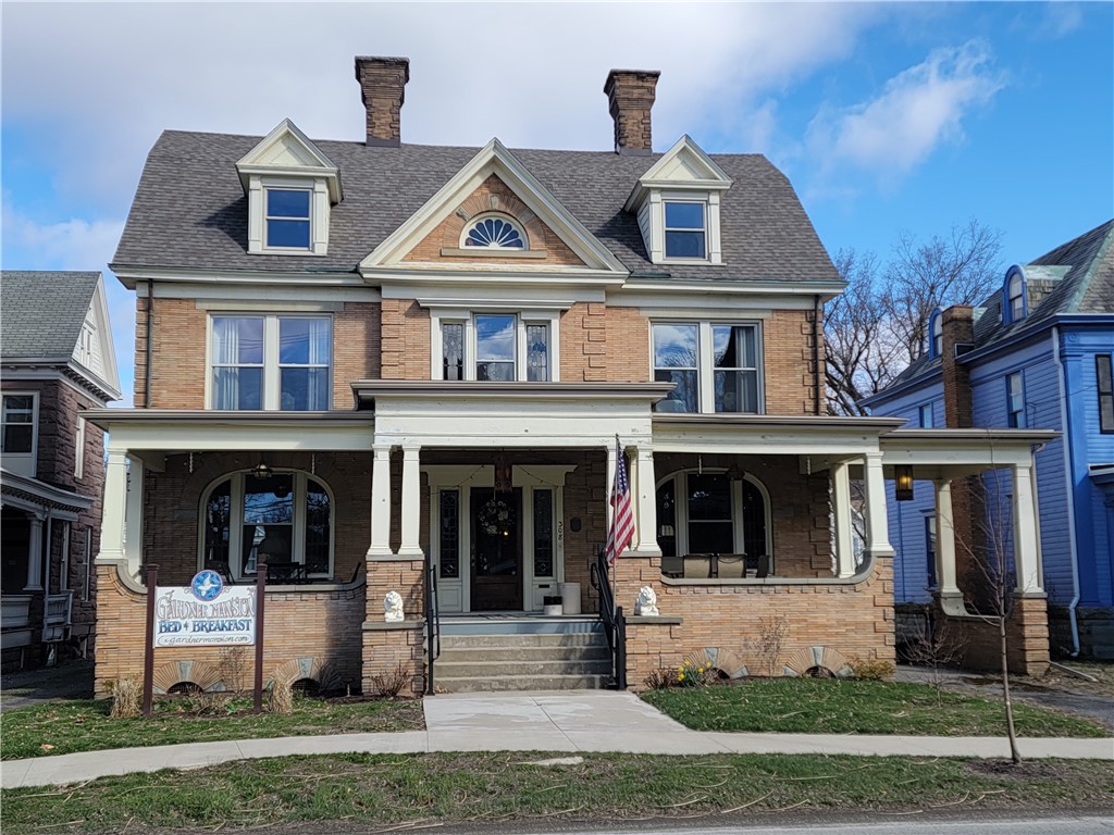 308 W Mahoning St — photo 1