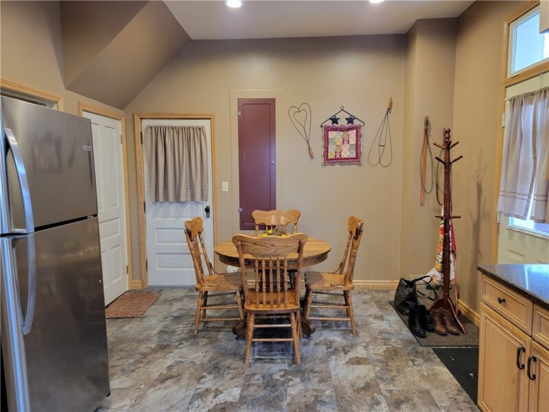 308 W Mahoning St — photo 5