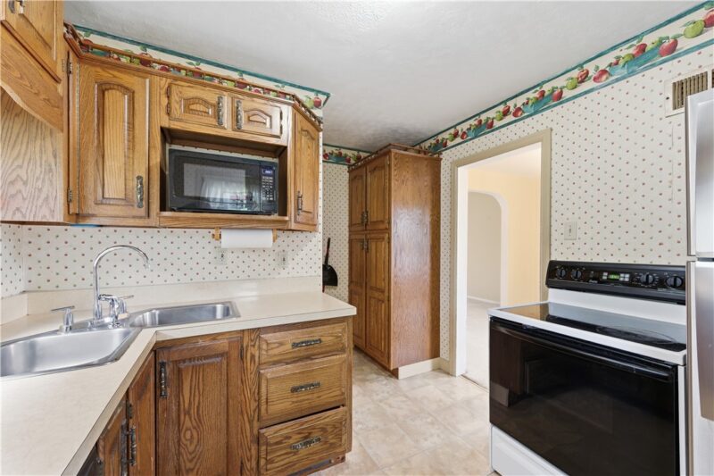1027 Venice Ave — photo 8
