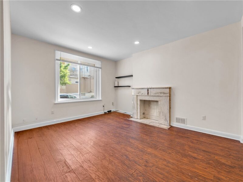 340 Ophelia St — photo 5