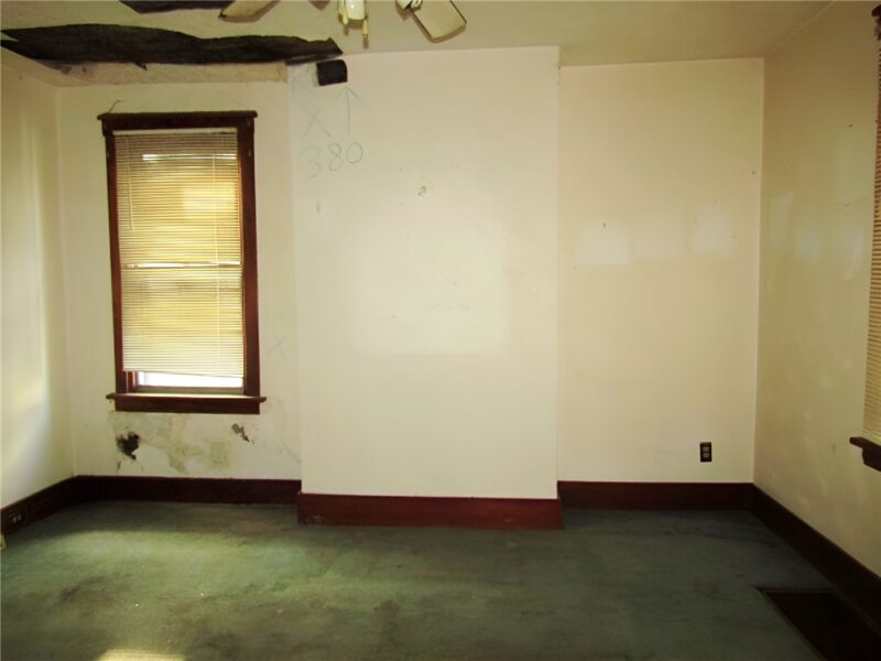 230 Mckinley St — photo 6