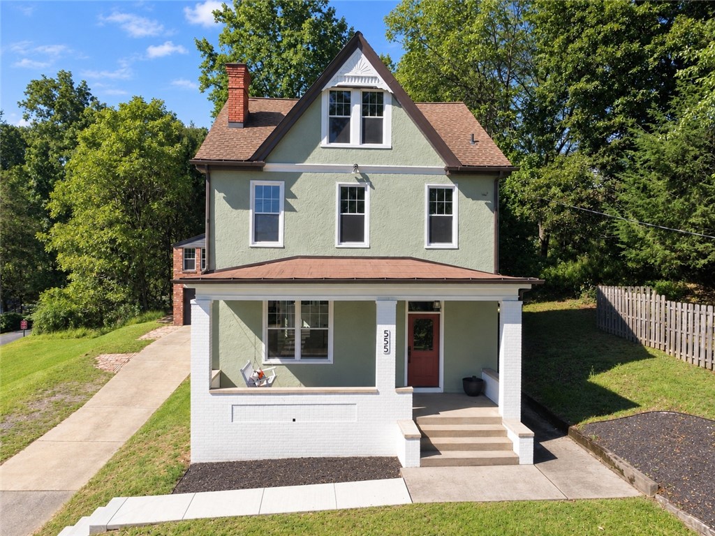 555 Thompson Run Rd — photo 1