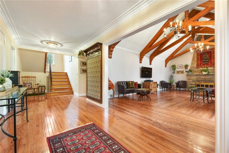2055 Outlook Drive — photo 7