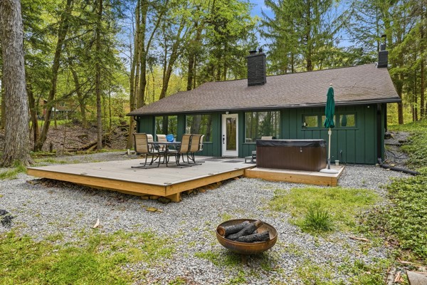 2589 Beechwood — photo 4