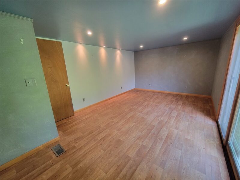 4109 3rd St — photo 4