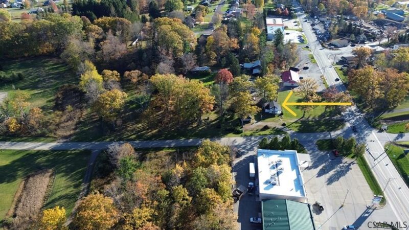 1472 N Center Avenue — photo 3