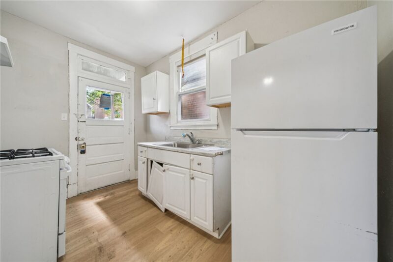 312 Fleet Street — photo 4