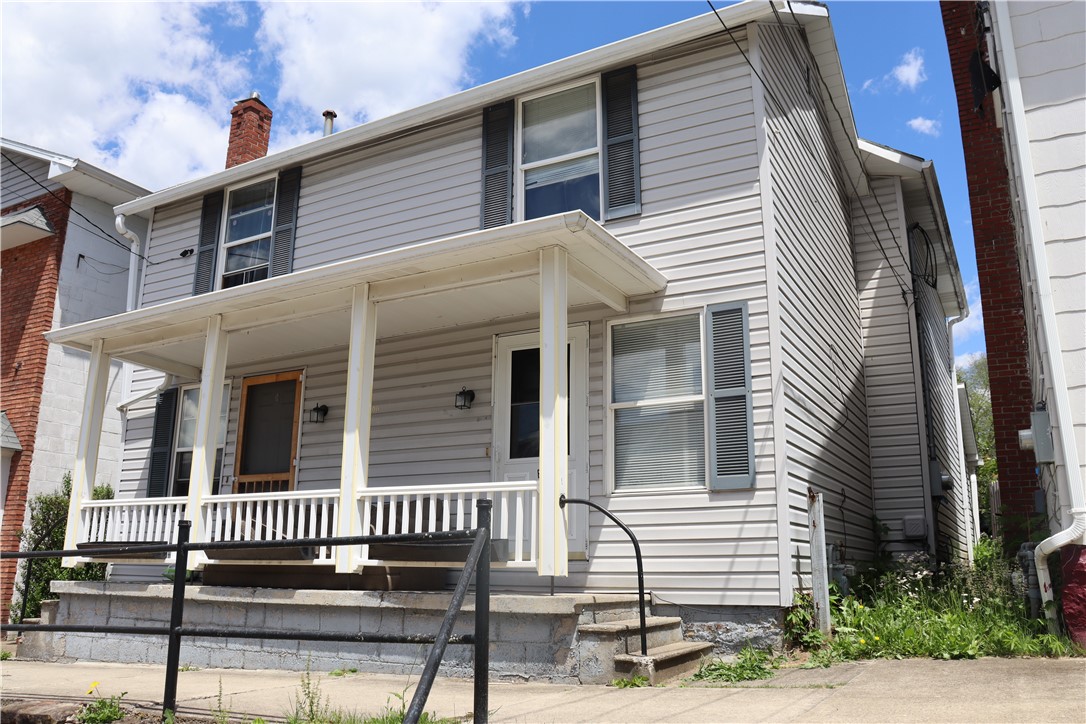 306 E Main St — photo 1