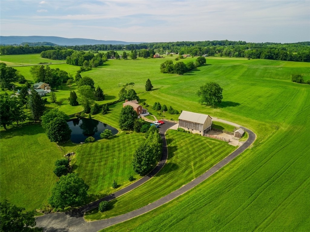 440 Owl Hollow Road — photo 1