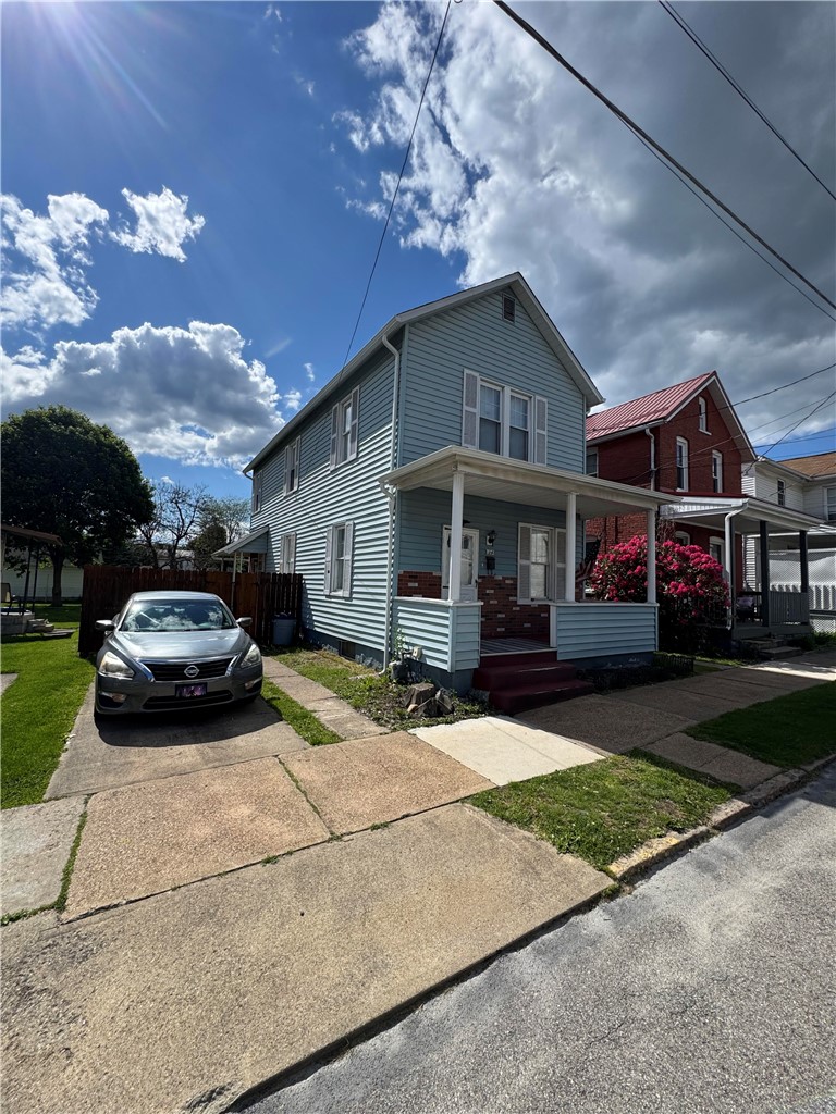 114 S Stewart St — photo 2