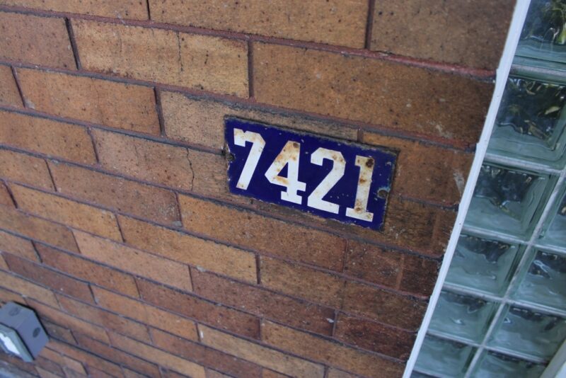 7421 Race St — photo 2