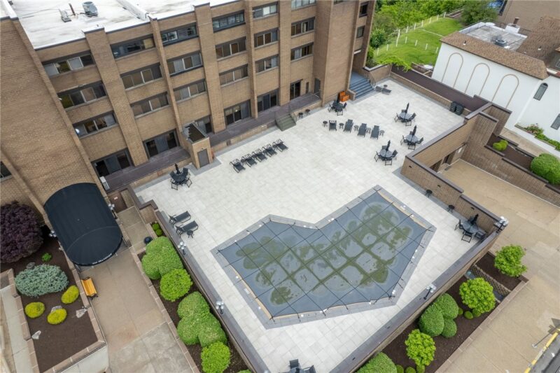 1000 Grandview Ave 1207 — photo 2