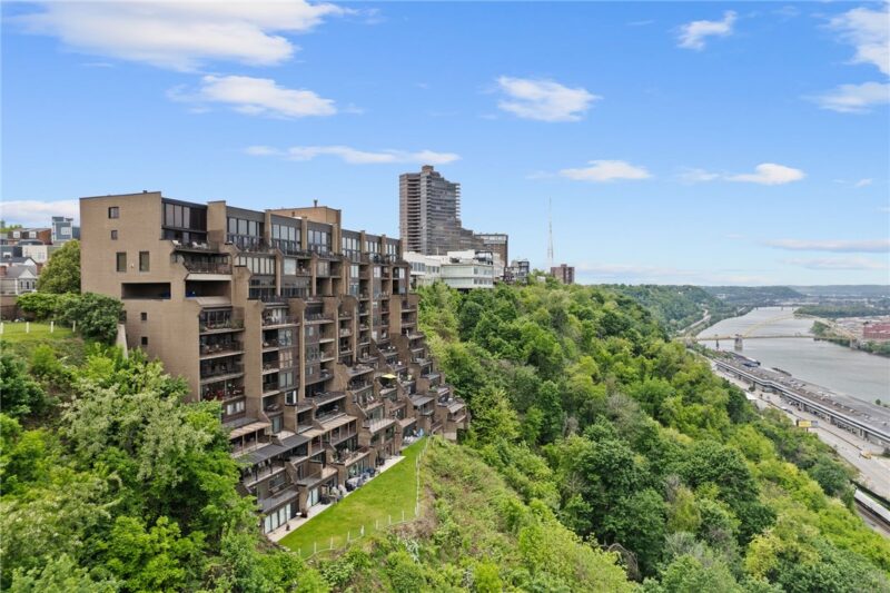 1000 Grandview Ave 1207 — photo 3