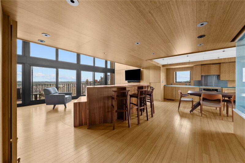 1000 Grandview Ave 1207 — photo 5