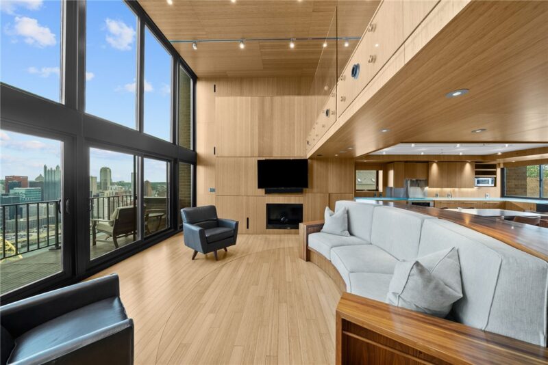 1000 Grandview Ave 1207 — photo 8