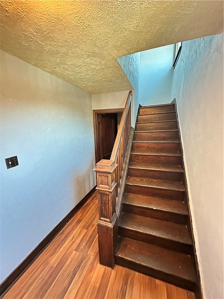 7237 Whipple st — photo 3