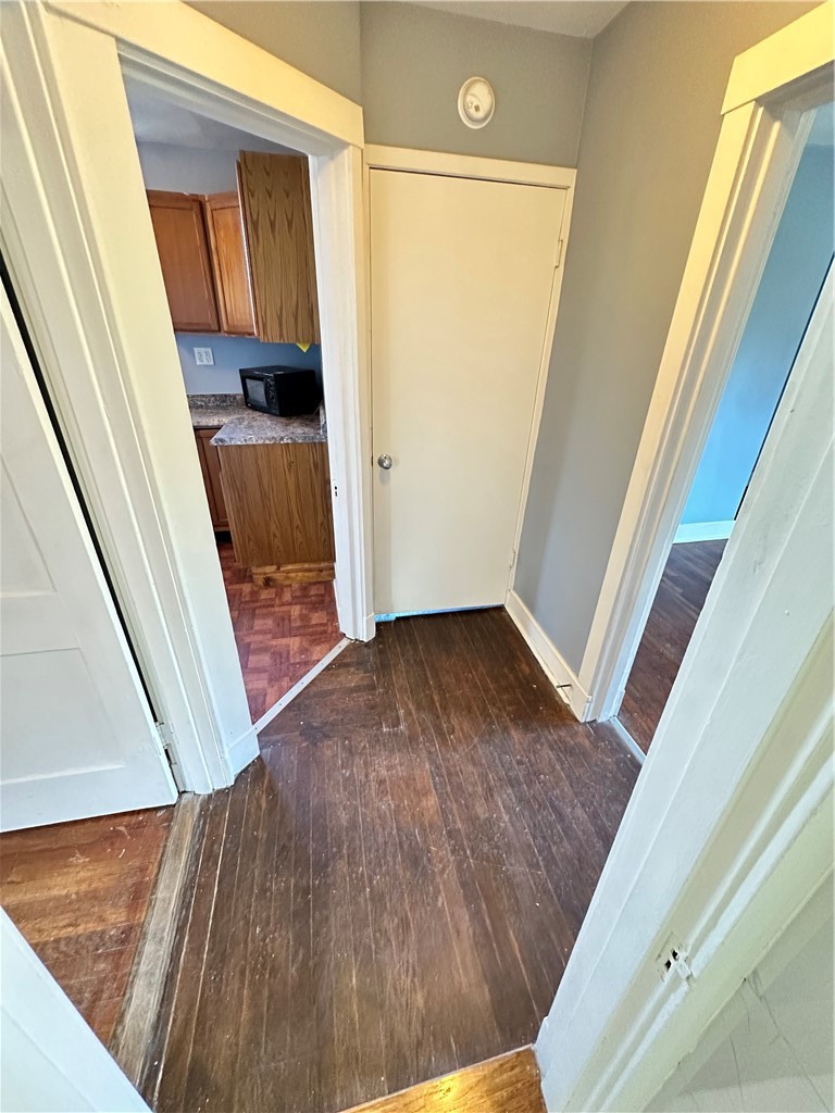 7237 Whipple st — photo 6