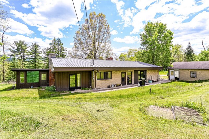 324 Fenfield Dr — photo 6