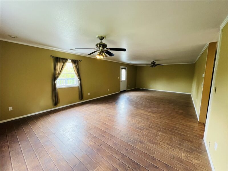 380 Oak Street Ext — photo 8