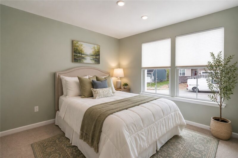166 Olga Avenue — photo 3
