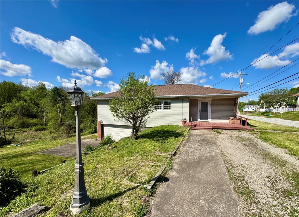 747 Fairbank Herbert Rd — photo 1