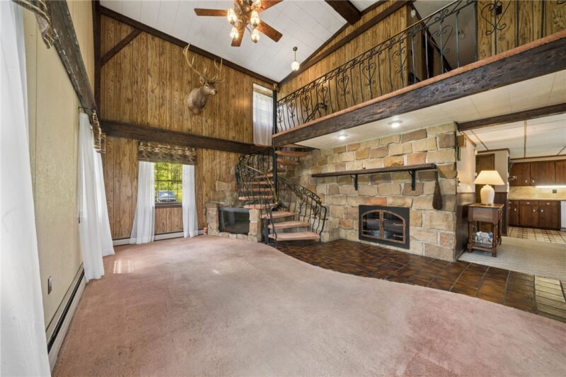 466 Walker Dr — photo 6
