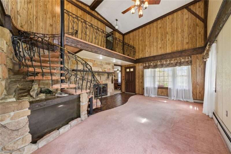 466 Walker Dr — photo 7