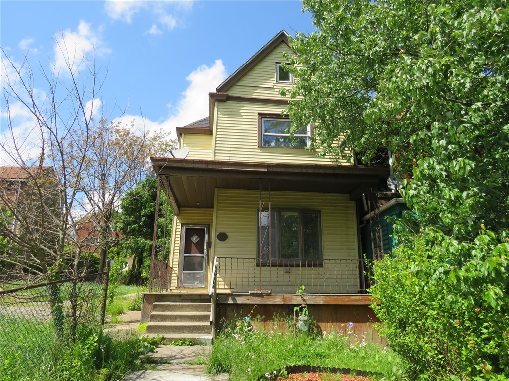 141 Zara St — photo 1