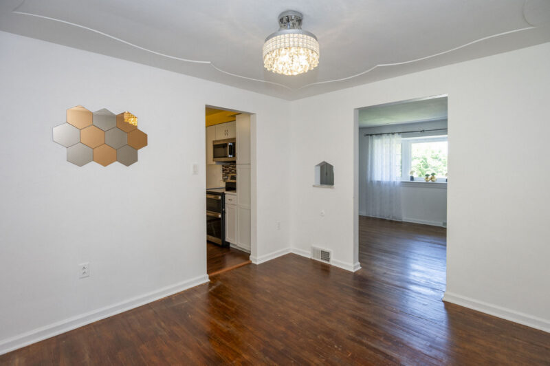 112 Murrayhill Avenue — photo 8