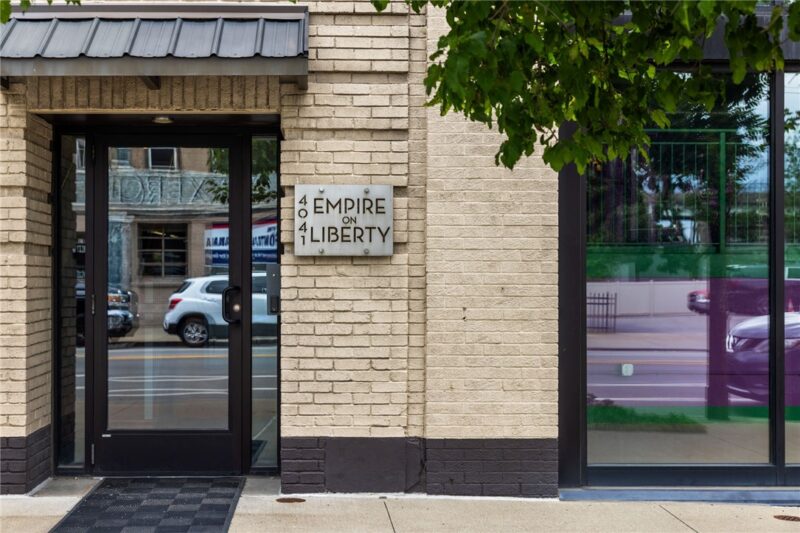 4041 Liberty Ave 400 — photo 4