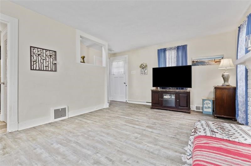 106 Jordan St — photo 5