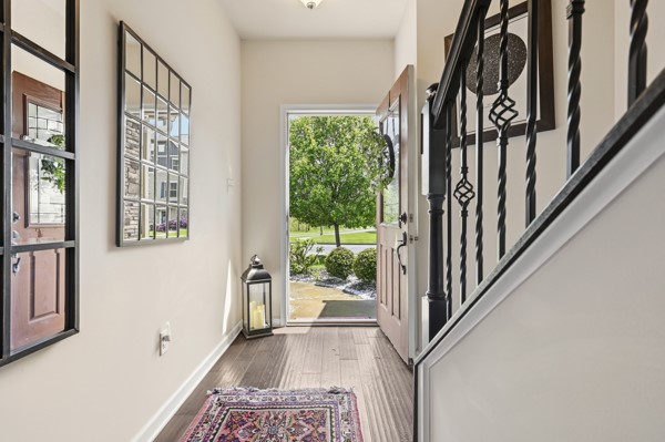 475 Fairmont Dr — photo 3