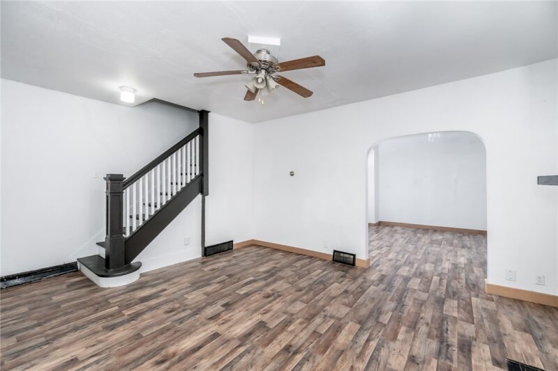 925 Roup Ave — photo 6