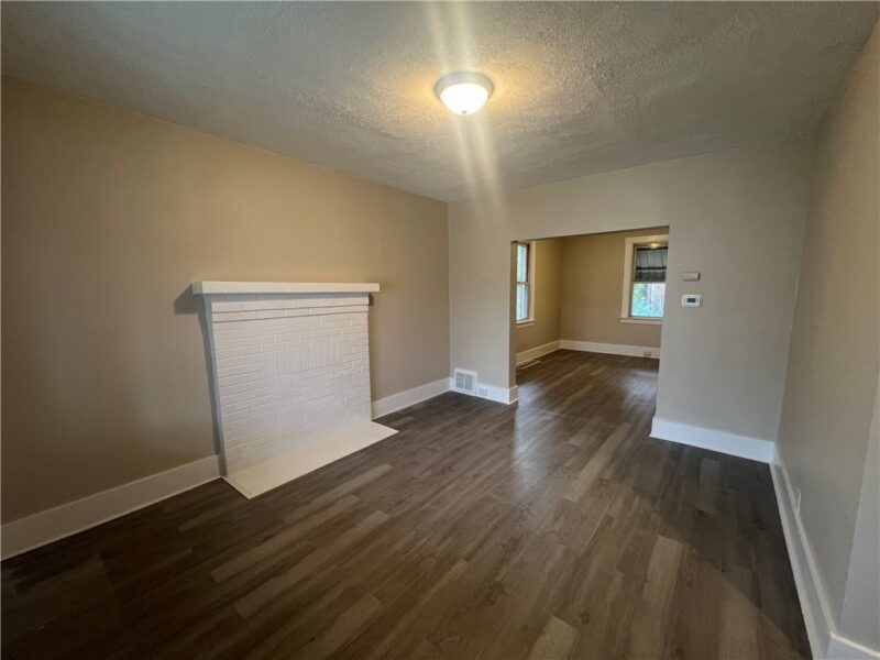 1127 Maplewood Ave — photo 7