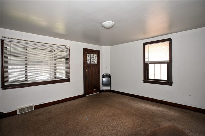1737 Walnut St — photo 7
