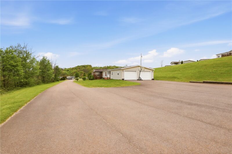 54 Brodview Ln — photo 3
