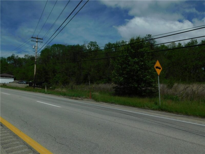 - University Drive — photo 7