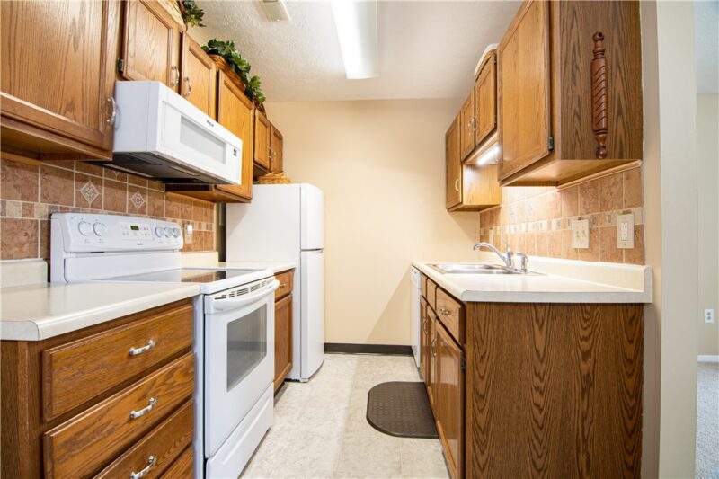 403 Evergreen Ct — photo 4