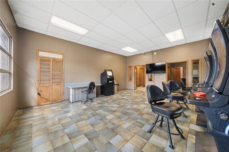 620 Broadway Blvd — photo 5