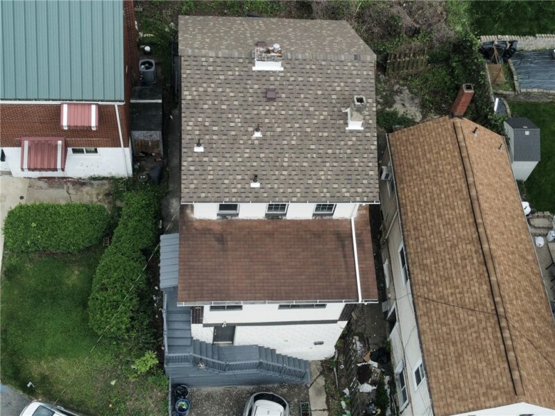858 Monteiro — photo 2