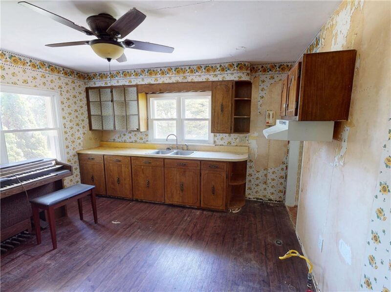 140 Evergreen Dr — photo 7