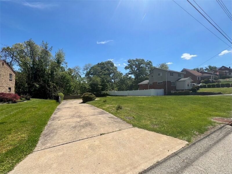 3301 Valewood Dr — photo 2