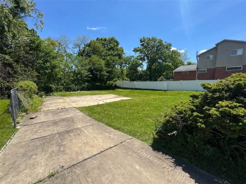 3301 Valewood Dr — photo 3