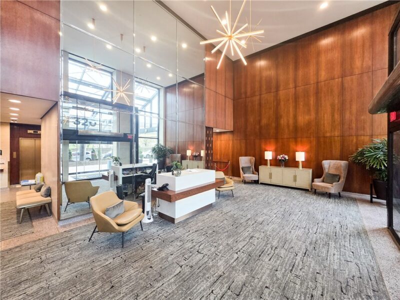 320 Ft. Duquesne Blvd. 24M — photo 2