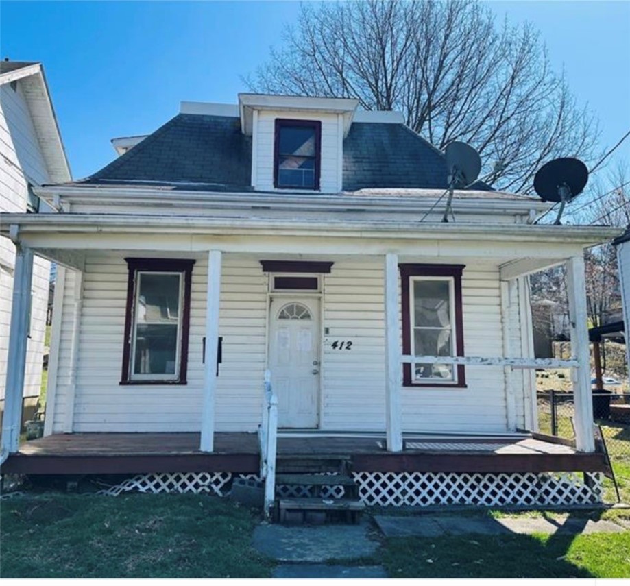 412 Burton Ave — photo 1