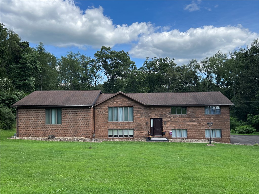 133 Woodcrest Rd — photo 1