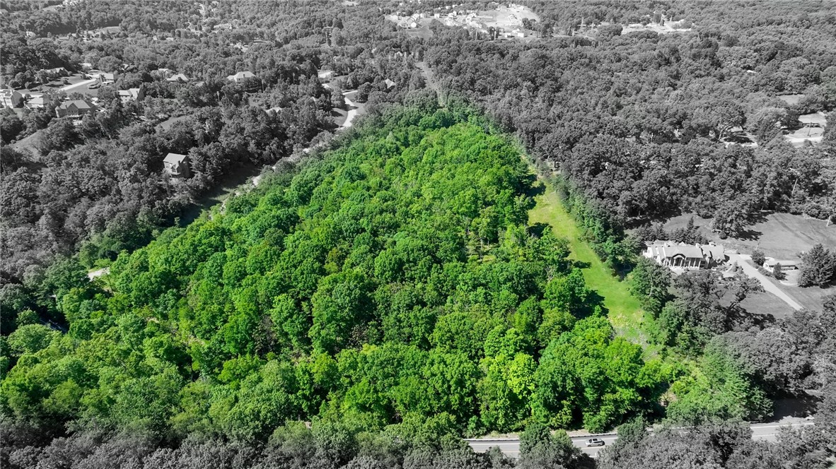 61 Mallard Dr — photo 1