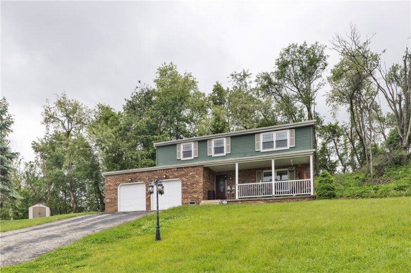 4237 Stratford Dr — photo 3
