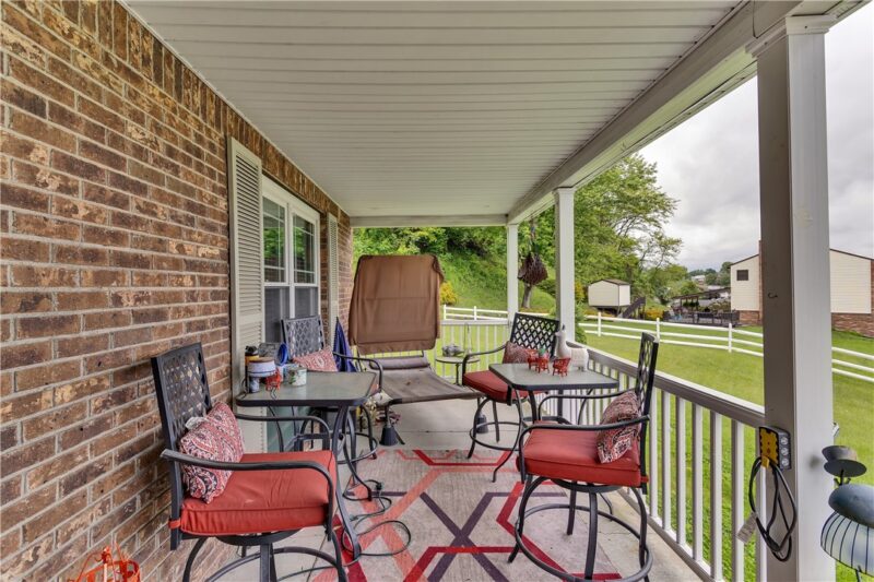 4237 Stratford Dr — photo 7